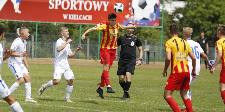 08.06.2019 Kielce. Centralna Liga Juniorów U-17. Mecz półfinałowy Korona Kielce - Lech Poznań / Jarosław Kubalski / Radio Kielce