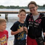 Morawica. Letni Raport Dnia. Pani Anna z synami: Wiktorem i Dawidem / Krzysztof Bujnowicz / Radio Kielce