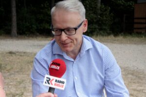 Morawica. Letni Raport Dnia. Wojciech Ostrowski, prezes Zarządu Koral - Sport i Rekreacja / Krzysztof Bujnowicz / Radio Kielce