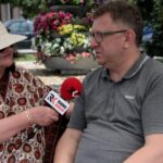 Bodzentyn. Plenerowy Raport Dnia. Ewa Okońska i Wojciech Furmanek - sekretarz Bodzentyna / Krzysztof Bujnowicz / Radio Kielce