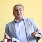 Konferencja prasowa MPK. Na zdjęciu: Bogdan Latosiński - poseł PiS i szef związkowców w Miejskim Przedsiębiorstwie Komunikacji w Kielcach / Marzena Mąkosa / Radio Kielce