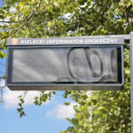 Kielce. Na przystankach pojawiły się ekrany „Kielecki Informator Społeczny” / Marzena Mąkosa / Radio Kielce