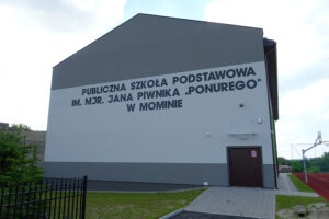 Momina, gmina Waśniów. Publiczna Szkoła Podstawowa. im. mjr. Jana Piwnika Ponurego / Emilia Sitarska / Radio Kielce