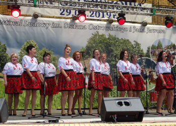 Sędziszów. XII Festiwal Ludowy im. Stefana Ostrowskiego i Jana Jawora / Ewa Pociejowska-Gawęda / Radio Kielce