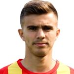 IVAN JUKIĆ – POMOCNIK; DATA URODZENIA: 21.06.1996; MIEJSCE URODZENIA: Split; WZROST/WAGA: 176/69; W KORONIE OD: 08.07.2017; MECZE/BRAMKI W KORONIE: 49/7; POPRZEDNI KLUB: RNK Split; NARODOWOŚĆ: Chorwacja/Bośnia i Hercegowina / Korona Kielce
