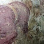 Jędrzejów. Prace konserwatorskie w klasztorze cystersów. Odkryty fresk / Archiopactow Cystersów w Jędrzejowie