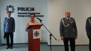 Starachowice. Święto Policji połączone z odsłonięciem pomnika poległych funkcjonariuszy / Anna Głąb / Radio Kielce