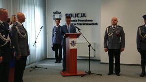 Starachowice. Święto Policji połączone z odsłonięciem pomnika poległych funkcjonariuszy / Anna Głąb / Radio Kielce