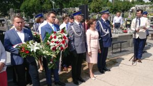 Starachowice. Święto Policji połączone z odsłonięciem pomnika poległych funkcjonariuszy / Anna Głąb / Radio Kielce