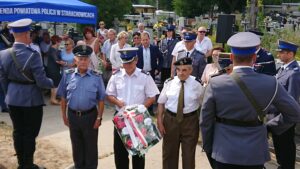 Starachowice. Święto Policji połączone z odsłonięciem pomnika poległych funkcjonariuszy / Anna Głąb / Radio Kielce