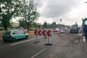 Ruch na remontowanym skrzyżowaniu Warszawskiej, Jesionowej i Świętokrzyskiej / Mateusz Kaczmarczyk / Radio Kielce