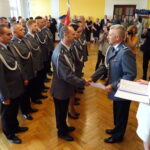 Powiatowe Święto Policji. Awanse policjantom wręcza inspektor Artur Bielecki - zastępca komendanta wojewódzkiego policji w Kielcach / Ewa Pociejowska-Gawęda / Radio Kielce