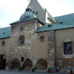 Jędrzejów. Prace konserwatorskie w klasztorze cystersów / Ewa Pociejowska - Gawęda / Radio Kielce