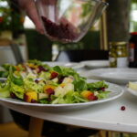 Stacja Wakacje - Śniadanie w ogrodzie: sałatki / Aneta Cielibała-Gil / Radio Kielce