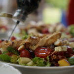 Stacja Wakacje - Śniadanie w ogrodzie: sałatki / Aneta Cielibała-Gil / Radio Kielce