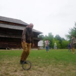 Dawne zabawy w Parku Etnograficznym w Tokarni / Wiktor Dziarmaga / Radio Kielce