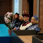 Kielce. UJK. Zakończenie roku na Wydziale Lekarskim i Nauk o Zdrowiu. Na zdjęciu (od lewej): Grażyna Nowak - prodziekan ds. dydaktycznych, Marianna Janion - dziekan, Stanisław Głuszek - prorektor do spraw medycznych i Dorota Kozieł - prodziekan ds. ogólnych / Patryk Cudzik / Radio Kielce