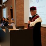 Kielce. UJK. Zakończenie roku na Wydziale Lekarskim i Nauk o Zdrowiu. Stanisław Głuszek - prorektor do spraw medycznych / Patryk Cudzik / Radio Kielce