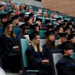 Kielce. UJK. Zakończenie roku na Wydziale Lekarskim i Nauk o Zdrowiu / Patryk Cudzik / Radio Kielce