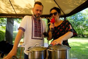 Kielce. Stacja Wakacje - Smakuj lato. Dr Bartłomiej Kotowski i Magdalena Sitek - Radio Kielce / Piotr Kwaśniewski / Radio Kielce