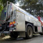 Awaria rurociągu przy ulicy Pomorskiej w Kielcach. Beczkowóz / Piotr Kwaśniewski / Radio Kielce