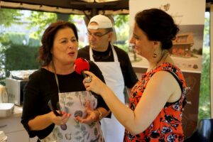 Stacja Wakacje. Smakuj lato. Barbara Chrobot - właścicielka restauracji La Cucina Italiana, Salvatore Petrolo i Magdalena Sitek - Radio Kielce / Piotr Kwaśniewski / Radio Kielce