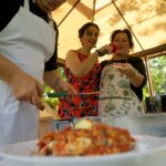 Stacja Wakacje. Smakuj lato. Salvatore Petrolo, Magdalena Sitek - Radio Kielce i Barbara Chrobot - właścicielka restauracji La Cucina Italiana / Piotr Kwaśniewski / Radio Kielce