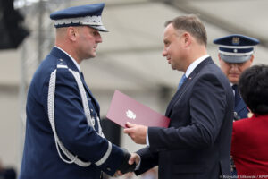 Paweł Dzierżak, Komendant Wojewódzki Policji w Kielcach odebrał od Prezydenta RP Andrzej Dudy akt mianowania na stopień nadinspektora / Krzysztof Sitkowski / KPRP