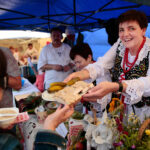 Huta Szklana. Konkurs na najlepszą regionalną zalewajkę / Wiktor Taszłow / Radio Kielce