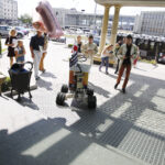 Przewóz ula łazikiem marsjańskim / Jarosław Kubalski / Radio Kielce