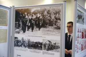 Wernisaż wystawy przygotowanej przez Muzeum Wsi Kieleckiej „817. Poznaj tę historię” / Jarosław Kubalski / Radio Kielce