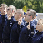 Ślubowanie nowo przyjętych policjantów / Jarosław Kubalski / Radio Kielce