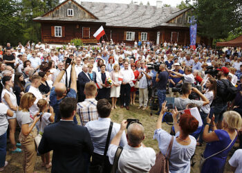 Tokarnia. Piknik przedwyborczy Prawa i Sprawiedliwości / Jarosław Kubalski / Radio Kielce