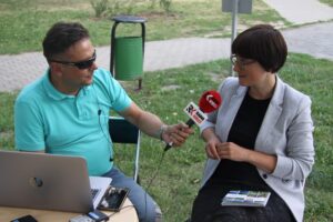 Końskie. Letni Raport Dnia. Na zdjęciu: Robert Szumielewicz, Magdalena Weber - Centrum Informacji Turystycznej / Grzegorz Jamka / Radio Kielce