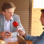 Sędziszów. Letni Raport Dnia. Wacław Szarek - burmistrz Sędziszowa i Robert Szumielewicz - Radio Kielce / Grzegorz Jamka / Radio Kielce