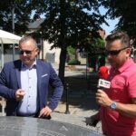 Letni Raport Dnia z Radoszyc. Michał Pękala - burmistrz miasta i gminy Radoszyce i Robert Szumielewicz - Radio Kielce / Grzegorz Janka / Radio Kielce