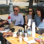 Letni Raport Dnia z Radoszyc. Robert Szumielewicz - Radio Kielce i Michał Pękala - burmistrz miasta i gminy Radoszyce / Grzegorz Janka / Radio Kielce