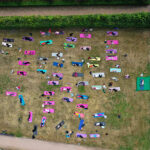 Joga w ogrodzie włoskim / Jarosław Kubalski / Radio Kielce