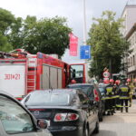 Interwencja straży przy ul. Warszawskiej. Doszło tam do rozszczelnienia piecyka gazowego / Magdalena Blicharska / Radio Kielce