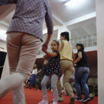 Warsztaty tańca izraelskiego / Jarosław Kubalski / Radio Kielce