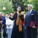 Joanna Woś odsłoniła "Słoneczko". Joanna Woś i Waldemar Sikora - burmistrz Buska-Zdroju / Jarosław Kubalski / Radio Kielce