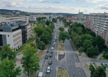 Kielce. Remont skrzyżowania ulic Warszawskiej, Jesionowej i Świętokrzyskiej / Jarosław Kubalski / Radio Kielce