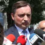 Konferencja Zbigniewa Ziobry na kieleckim Rynku. Na zdjęciu: Zbigniew Ziobro / Magdalena Blicharska / Radio Kielce