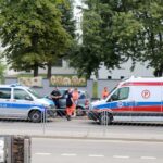 Trójka dzieci i pies zamknięte w zaparkowanym samochodzie przy ulicy Radiowej / Piotr Kwaśniewski / Radio Kielce