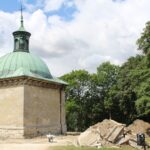 Prace remontowe przy kaplicy św. Anny w Pińczowie / Marta Gajda / Radio Kielce