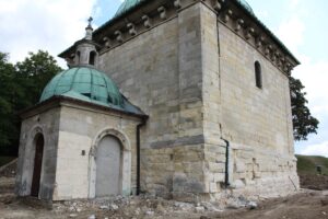 Prace remontowe przy kaplicy św. Anny w Pińczowie / Marta Gajda / Radio Kielce