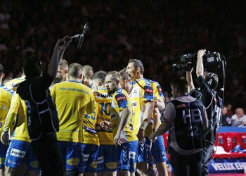 Kolonia. Final Four Ligi Mistrzów. Mecz Telekom Veszprem - PGE Vive Kielce / Jarosław Kubalski / Radio Kielce