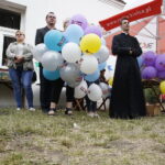 Otwarcie placu zabaw dla dzieci przy Ognisku Wychowawczym Caritas w Jędrzejowie / Jarosław Kubalski / Radio Kielce