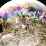 20.07.2019 Kielce. Bańki mydlane. Festiwal puszczania baniek Bubble Day / Jarosław Kubalski / Radio Kielce