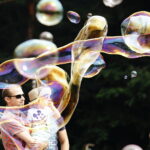 20.07.2019 Kielce. Bańki mydlane. Festiwal puszczania baniek Bubble Day / Jarosław Kubalski / Radio Kielce